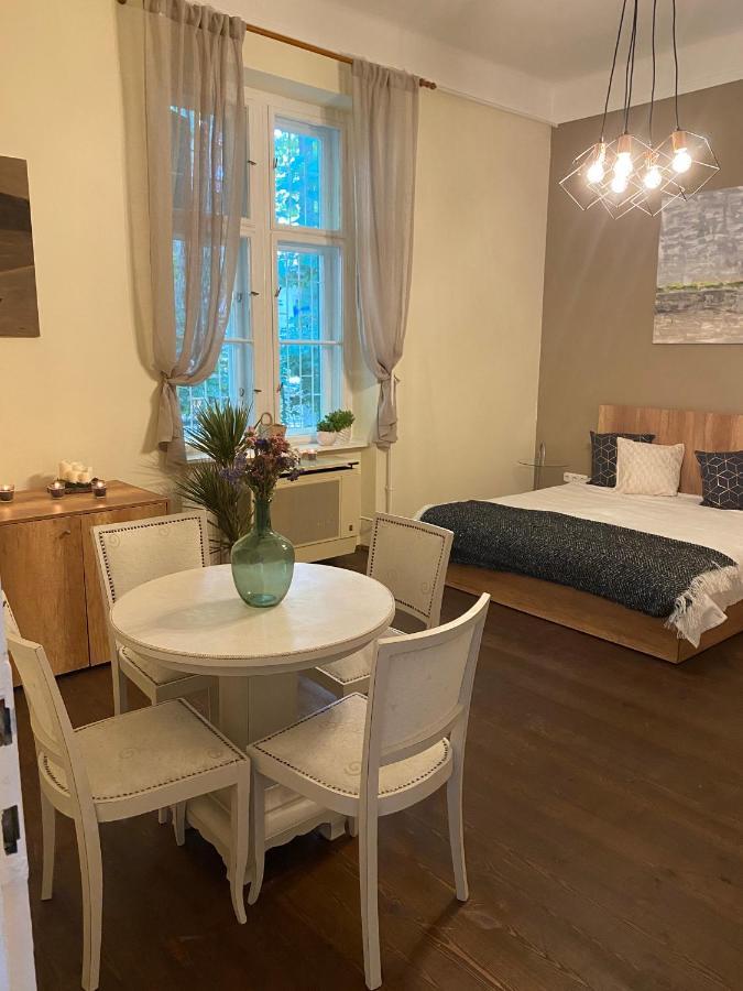 Apartman B Apartment Siofok Ngoại thất bức ảnh