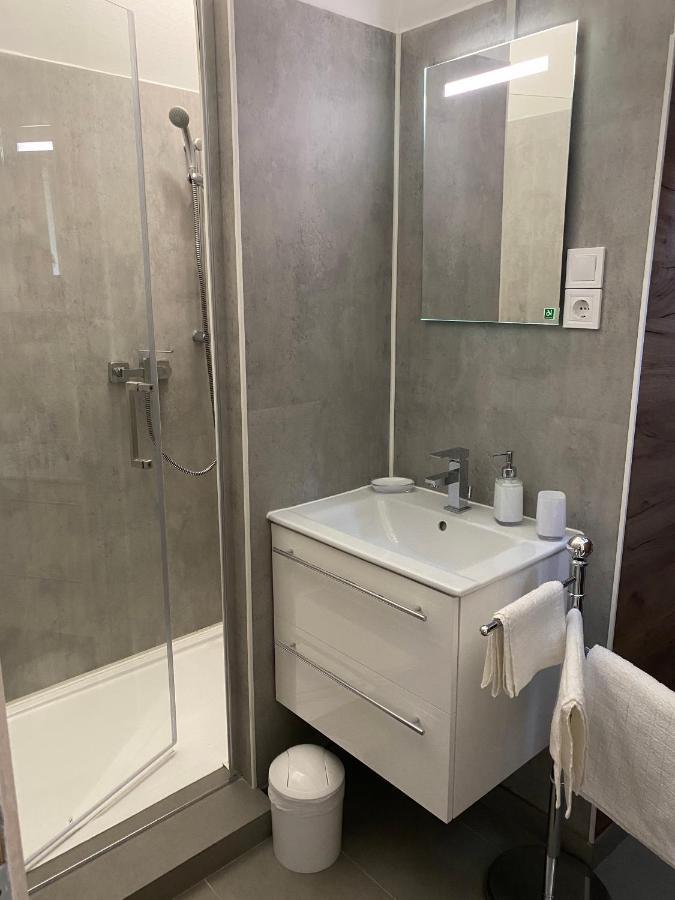 Apartman B Apartment Siofok Ngoại thất bức ảnh