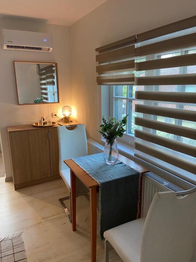 Apartman B Apartment Siofok Ngoại thất bức ảnh